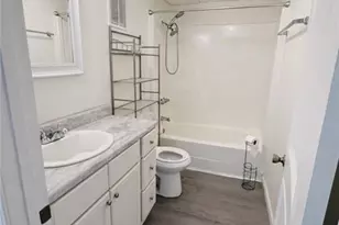 220 Sandy Springs Pl, Atlanta, GA 30328 - Photo 6