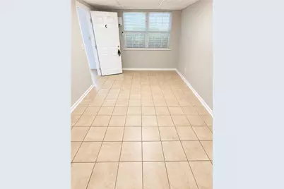 220 Sandy Springs Place #C, Atlanta, GA 30328 - Photo 4