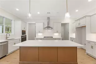 200 Knollwood Bnd, Canton, GA 30015 - Photo 2