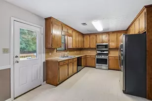 1151 Rocky Rd Rd, Lawrenceville, GA 30044 - Photo 8