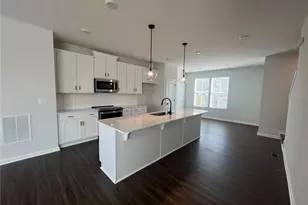 700 Payton Ln, Acworth, GA 30102 - Photo 6