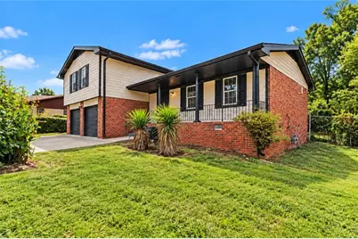4145 Emerald North Drive, Decatur, GA 30035 - Photo 2