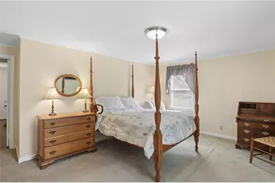 645 Patrick Place NE, Sandy Springs, GA 30328 - Photo 12