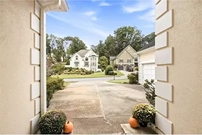 3733 Upland Drive, Marietta, GA 30066 - Photo 4