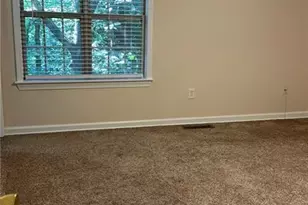 1934 Ivy Glen Dr SE, Smyrna, GA 30082 - Photo 6