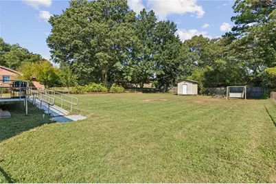 1064 Meadowbrook Lane NW, Conyers, GA 30012 - Photo 24