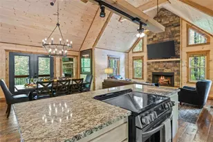 92 Windy Valley Ln, Blue Ridge, GA 30513 - Photo 18