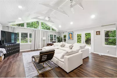 1201 Poplar Grove Drive NE, Atlanta, GA 30306 - Photo 12