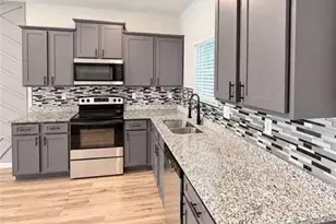 4029 Avalon Rd SW, Atlanta, GA 30331 - Photo 6