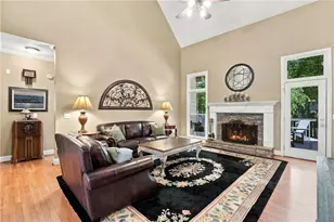 7930 Willow Pt, Gainesville, GA 30506 - Photo 10