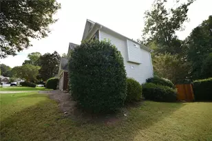 3748 Hickory Manor Dr, Suwanee, GA 30024 - Photo 4
