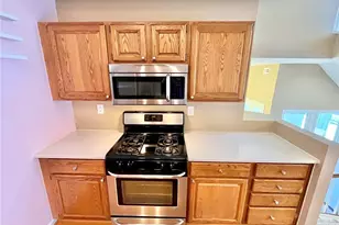 2253 Goodwood Blvd SE, Smyrna, GA 30080 - Photo 12