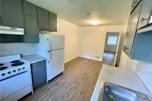 2906 Skyland Dr NE, Brookhaven, GA 30341 - Photo 2