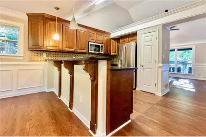 5507 Riverside Drive, Sugar Hill, GA 30518 - Photo 6