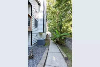 5507 Riverside Drive, Sugar Hill, GA 30518 - Photo 32
