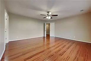 677 Longbow Ct, Stone Mountain, GA 30087 - Photo 8