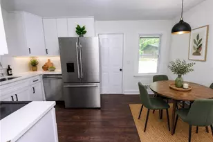 2970 Humphries Dr, Atlanta, GA 30354 - Photo 6