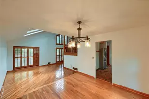 1176 Ashley Lake Dr, Marietta, GA 30062 - Photo 8