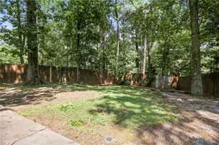 455 Barrington Dr W, Roswell, GA 30076 - Photo 26