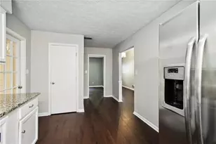 455 Barrington Dr W, Roswell, GA 30076 - Photo 12