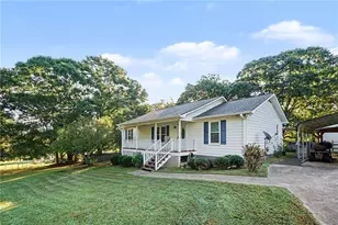 1204 Ridgecrest Dr, Winder, GA 30680 - Photo 6