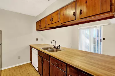 1330 Old Countryside Circle, Stone Mountain, GA 30083 - Photo 22