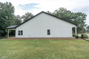 212 Live Oak Ln, Comer, GA 30629 - Photo 4