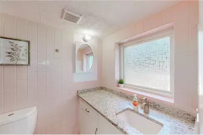 304 W Lakeshore Drive, Carrollton, GA 30117 - Photo 18