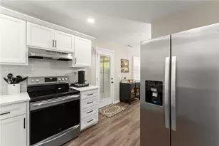 3525 Auburn Dr, Cumming, GA 30041 - Photo 10