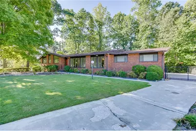 2602 Cosmos Court NE, Atlanta, GA 30345 - Photo 2