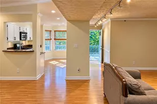 3920 Riverlook Pkwy SE, Marietta, GA 30067 - Photo 8