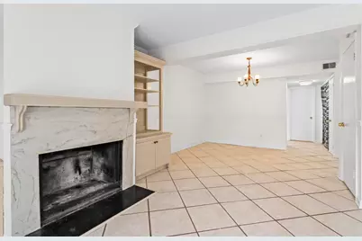 1021 Riverbend Club Drive SE, Atlanta, GA 30339 - Photo 8