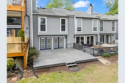1021 Riverbend Club Drive SE, Atlanta, GA 30339 - Photo 6