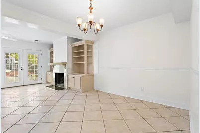 1021 Riverbend Club Drive SE, Atlanta, GA 30339 - Photo 10