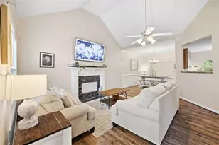 33 Martha's Pl, Cartersville, GA 30121 - Photo 6