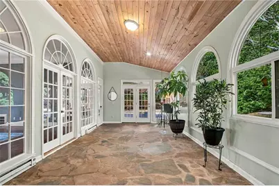 1516 Dunwoody Club Crossing, Dunwoody, GA 30338 - Photo 14