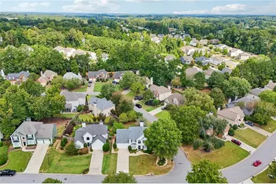 550 Camber Woods Drive, Roswell, GA 30076 - Photo 34