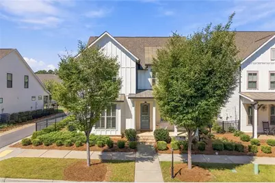 1043 Harvest Park Lane, Suwanee, GA 30024 - Photo 2