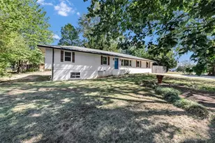 956 Laurel St, Morrow, GA 30260 - Photo 2