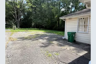 2285 Brockett, Tucker, GA 30084 - Photo 18