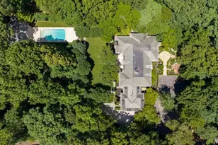 2485 W Wesley Rd NW, Atlanta, GA 30327 - Photo 4