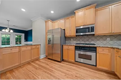 5480 Glenridge Park, Sandy Springs, GA 30342 - Photo 10