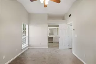 6449 Eastbriar Dr, Lithonia, GA 30058 - Photo 16