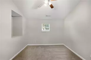 6449 Eastbriar Dr, Lithonia, GA 30058 - Photo 8