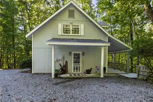 202 Crystal Hills, Clarkesville, GA 30523 - Photo 4