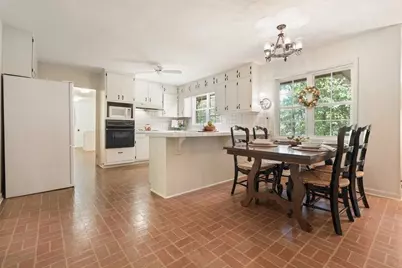2607 Club Valley Drive NE, Marietta, GA 30068 - Photo 10