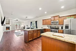 2849 Fox Bridge Ct, Gainesville, GA 30504 - Photo 4