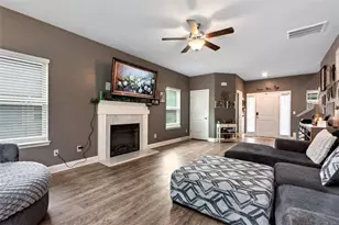 447 Brks Vlg Dr, Pendergrass, GA 30567 - Photo 12