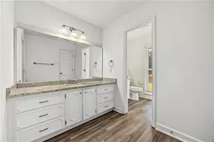 875 Hickory Oak Hollow, Roswell, GA 30075 - Photo 10