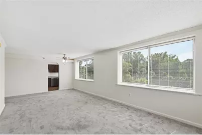2479 Peachtree Road NE #317, Atlanta, GA 30305 - Photo 14